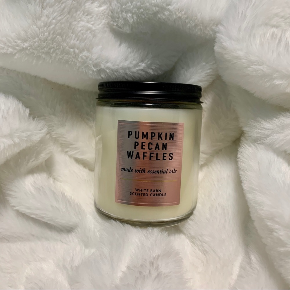 ✨BUNDLE✨ NWT Seasonal Candles